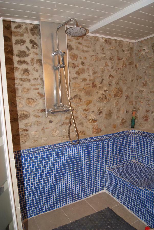 Apartament Codina 40 Appartement Torroella de Montgrí Buitenkant foto